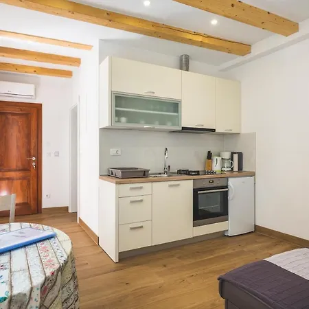 Vinea App -withe Br. 2 Apartment Umag