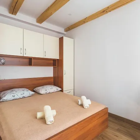 Apartment Vinea App -withe Br. 2