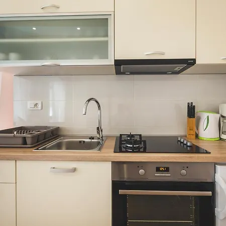 Apartmán Vinea App -withe Br. 2 *